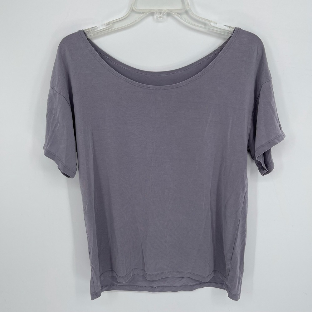 Fabletics Women's‎ Purple Scoop Neck Short Sleeve Athletic Gym T-Shirt Size S